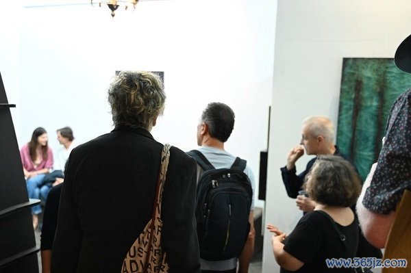 “Nel Mezzo”:第三届意大利现代艺术交流展于佛罗伦萨矜重开幕